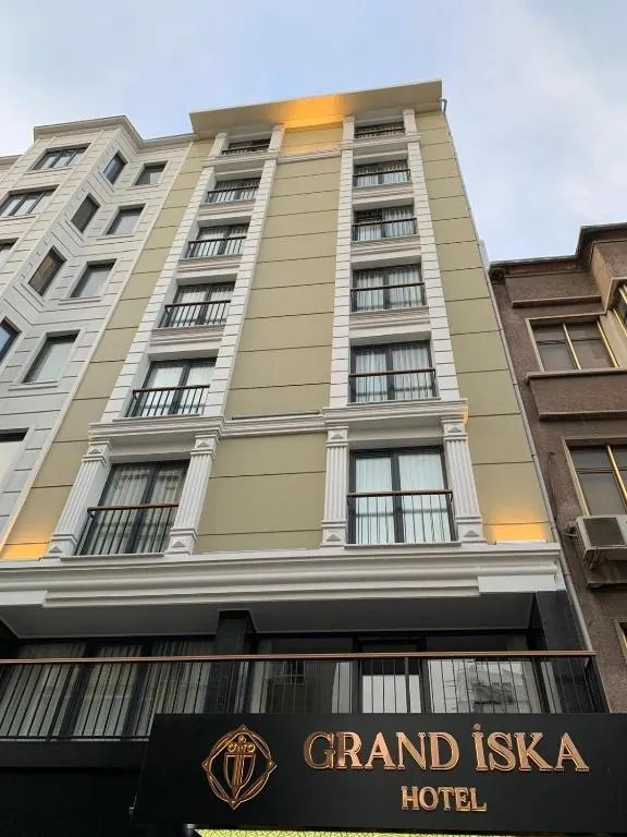 grand iska hotel