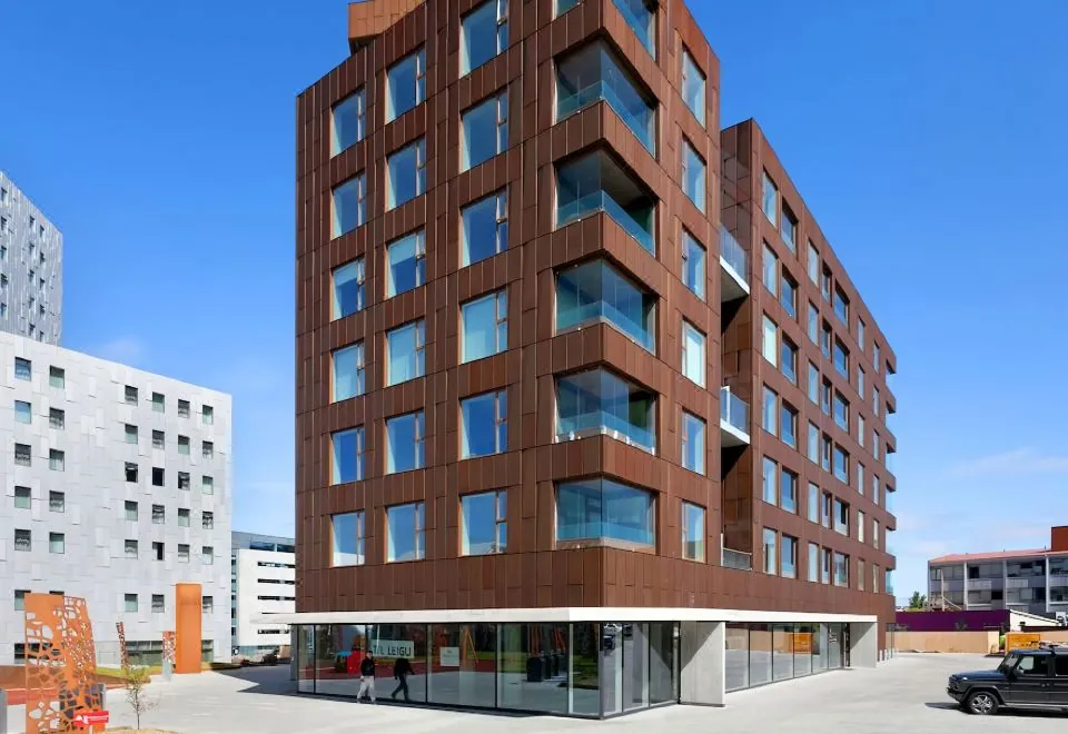 Sif Apartments