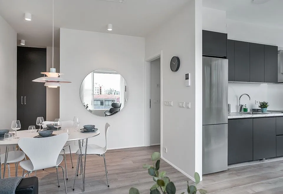 Sif Apartments