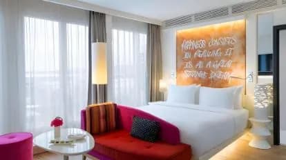 N'vY Manotel Hotel
