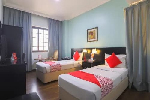 OYO 367 Eureka Hotel