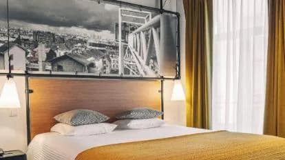 Zoom Hotel