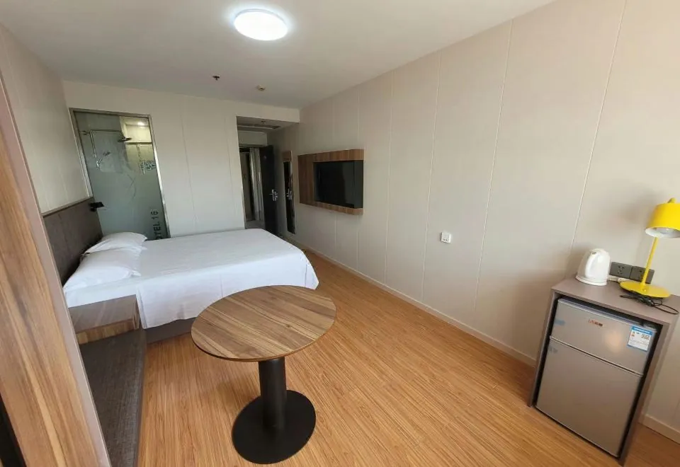 Shanghai Xinlun Hotel