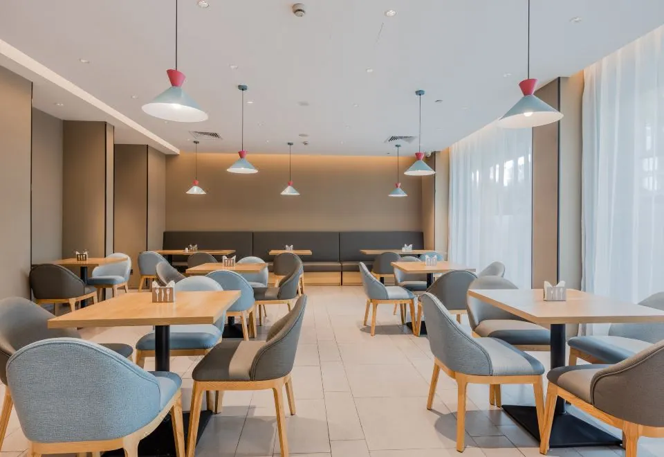 Home Inn (Shanghai Lujiazui, Pudong South Road)
