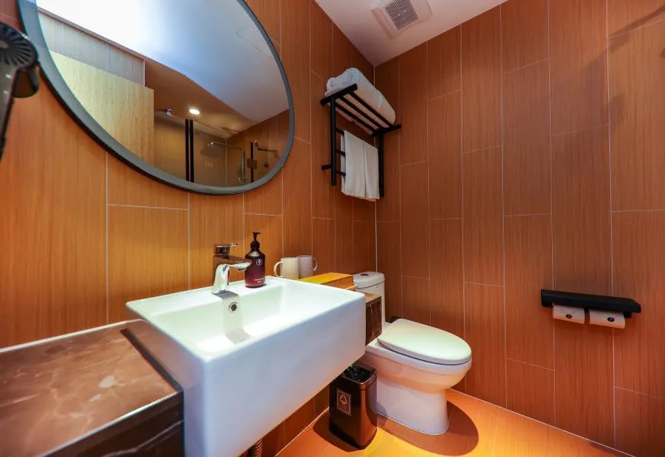 Ji Hotel (Shanghai People‘s Square, Weihai Road)