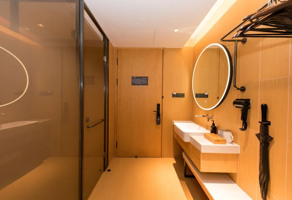 Motel 168 (Shanghai Kaixuan Road)