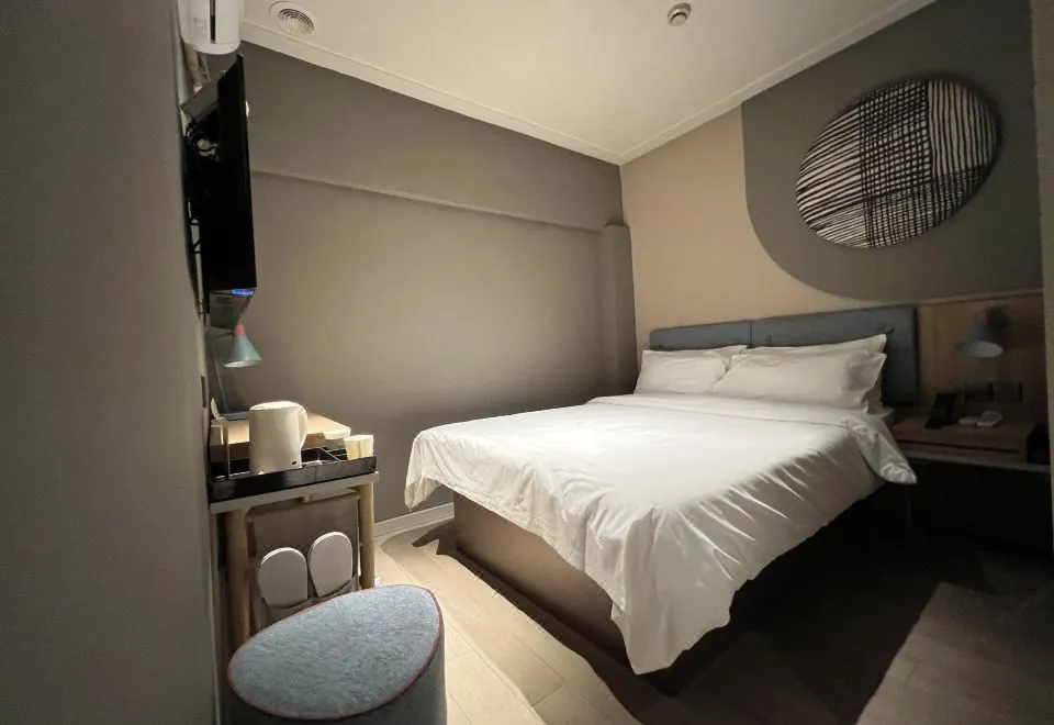 Home Inn (Shanghai Changshou Road Shaanxi North Road)