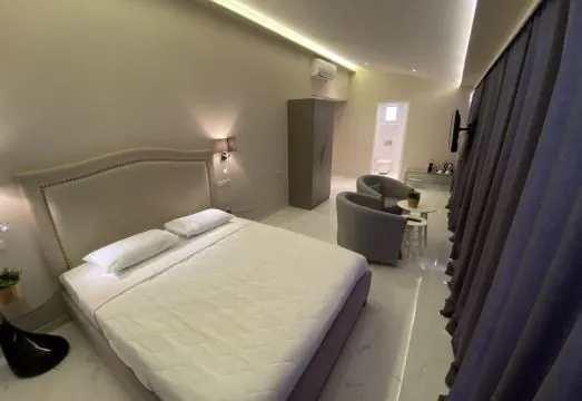 24K Athena Suites