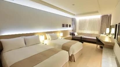 Pacific Hotel