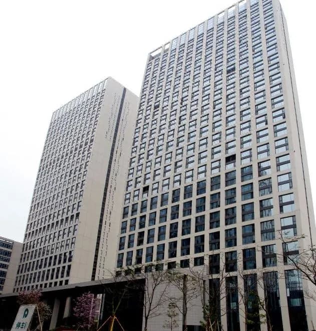 Heefun Apartment (poly world trade centre Apartment)