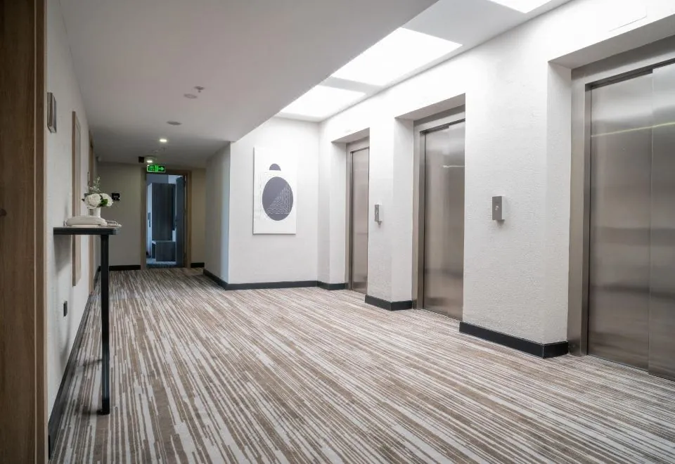 Mayi Hotel