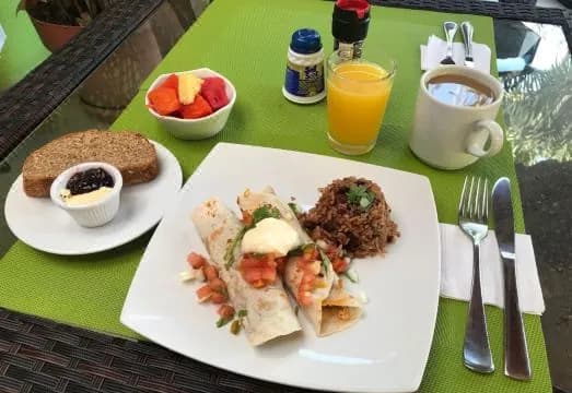 Tamarindo Village Hotel
