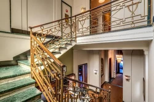 Hotel Apollo