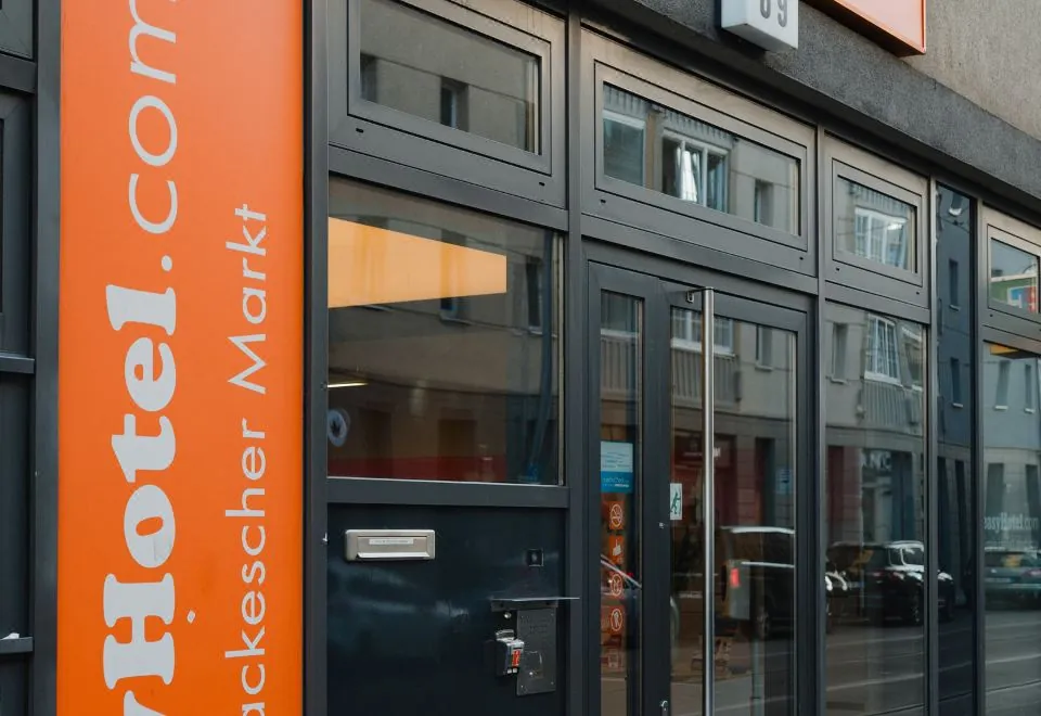 easyHotel Berlin Hackescher Markt