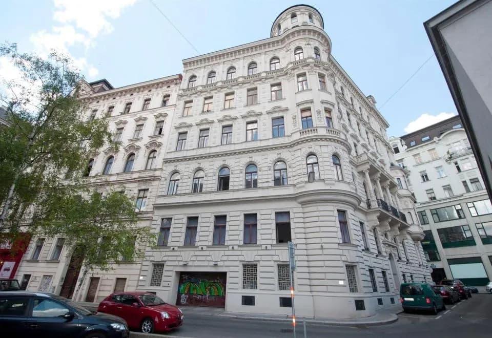 K&T Boardinghouse