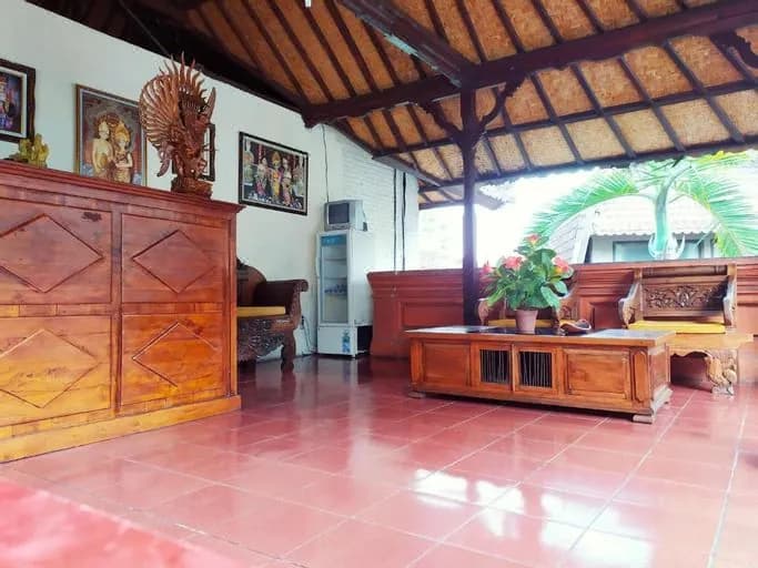 Monkey Forest Bungalow