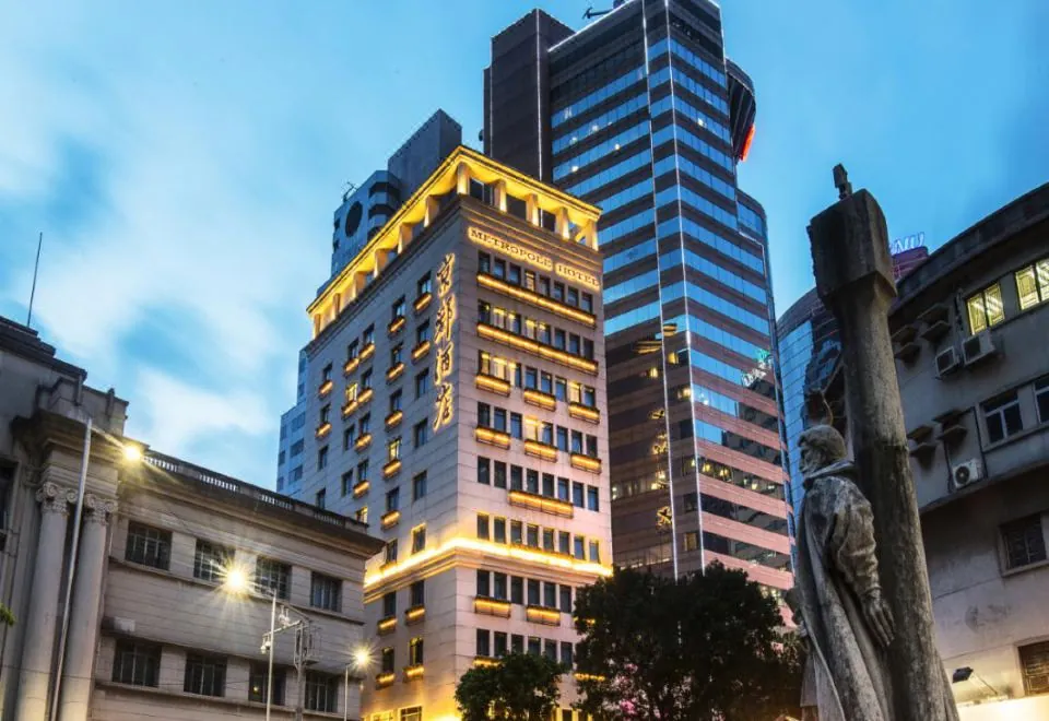 Metropole Hotel