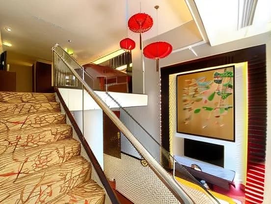 Metropole Hotel
