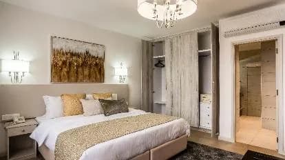 Yaya Hotel & Apartments