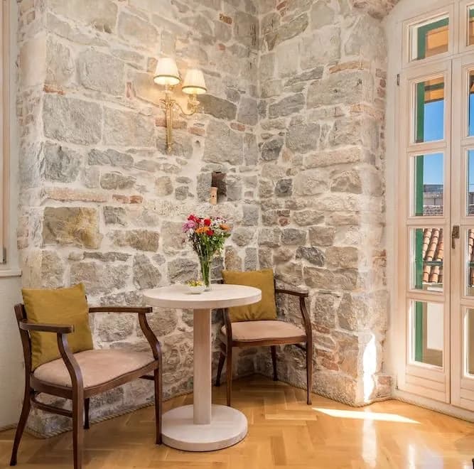 Captain's Guest House