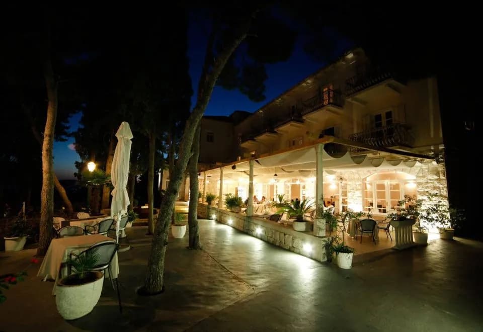 Hotel Croatia