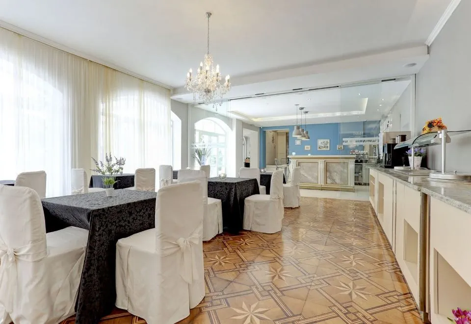 Hotel Croatia
