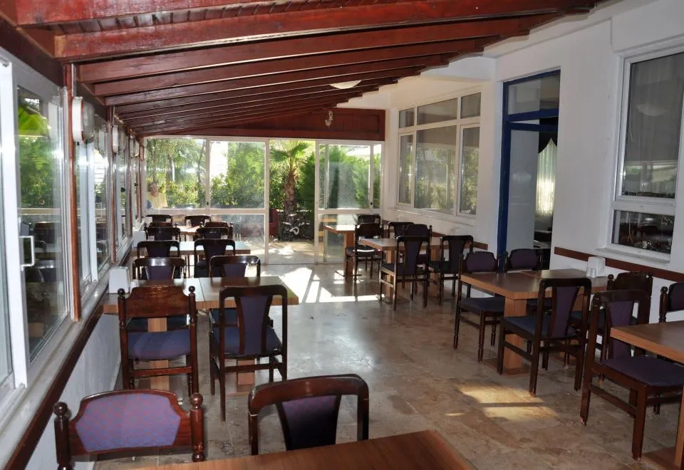 Hotel Lunay