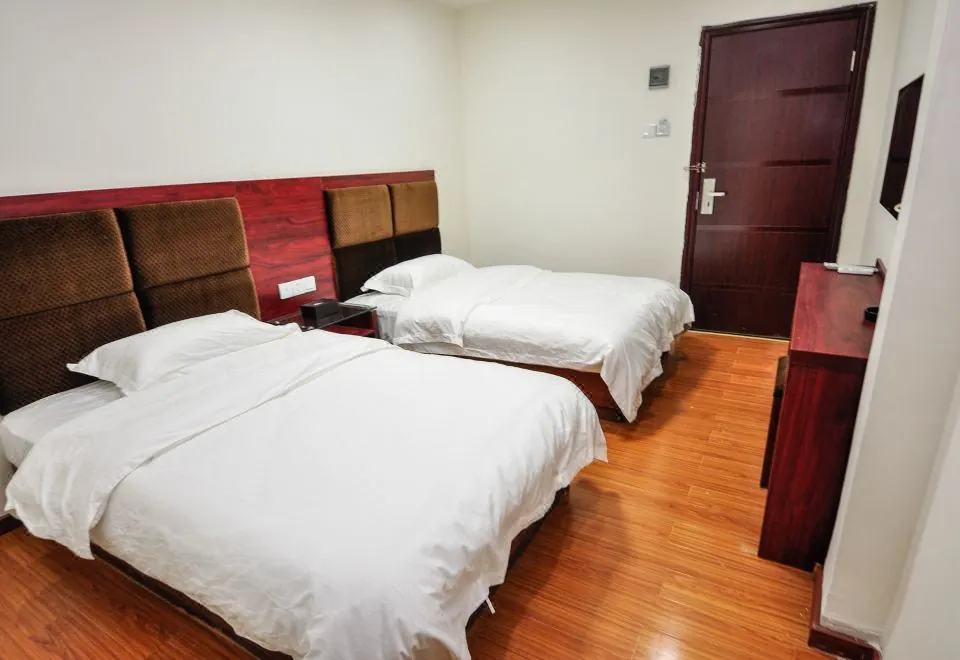 Jiayi Hotel (Guangzhou Xiaogang Subway Station)