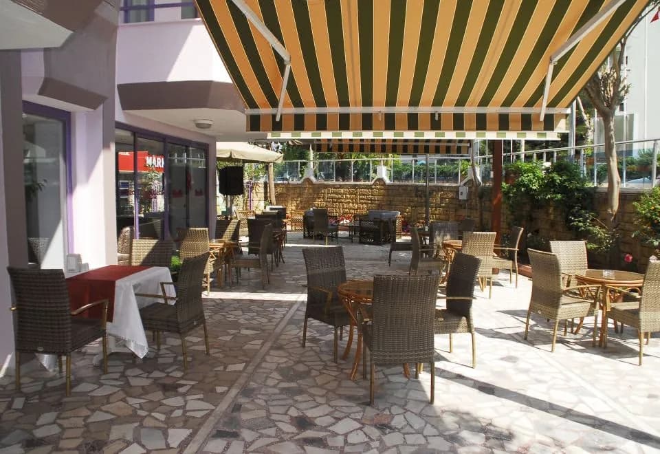 Rosella Hotels
