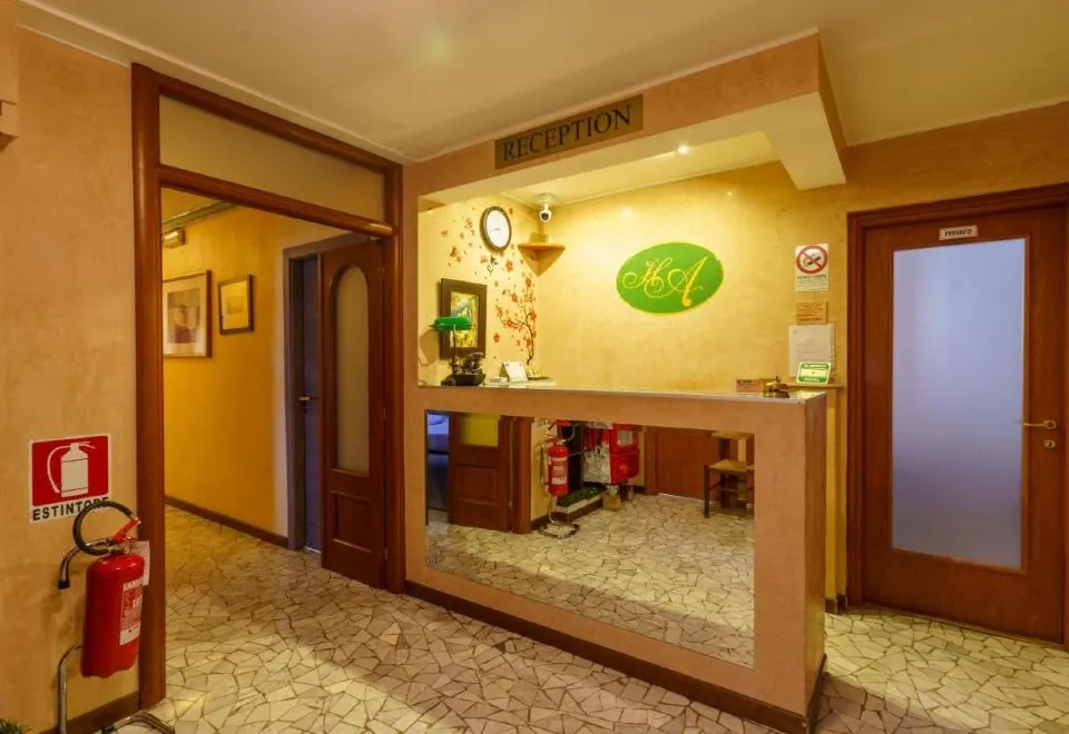 Hotel America