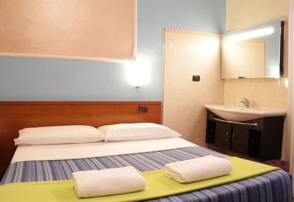 Hotel America