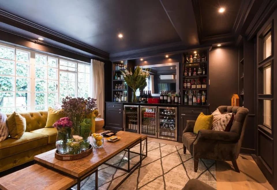 Villa Coloniale Schumacher Luxury Retreat