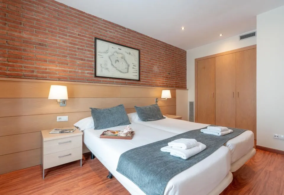 Serennia Cest Apartamentos Arc de Triomf