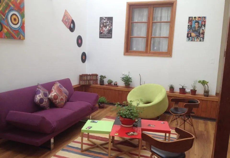 Hotel Ecomusic