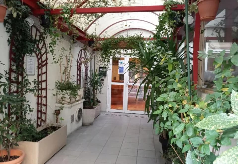 Hôtel de La Perdrix Rouge