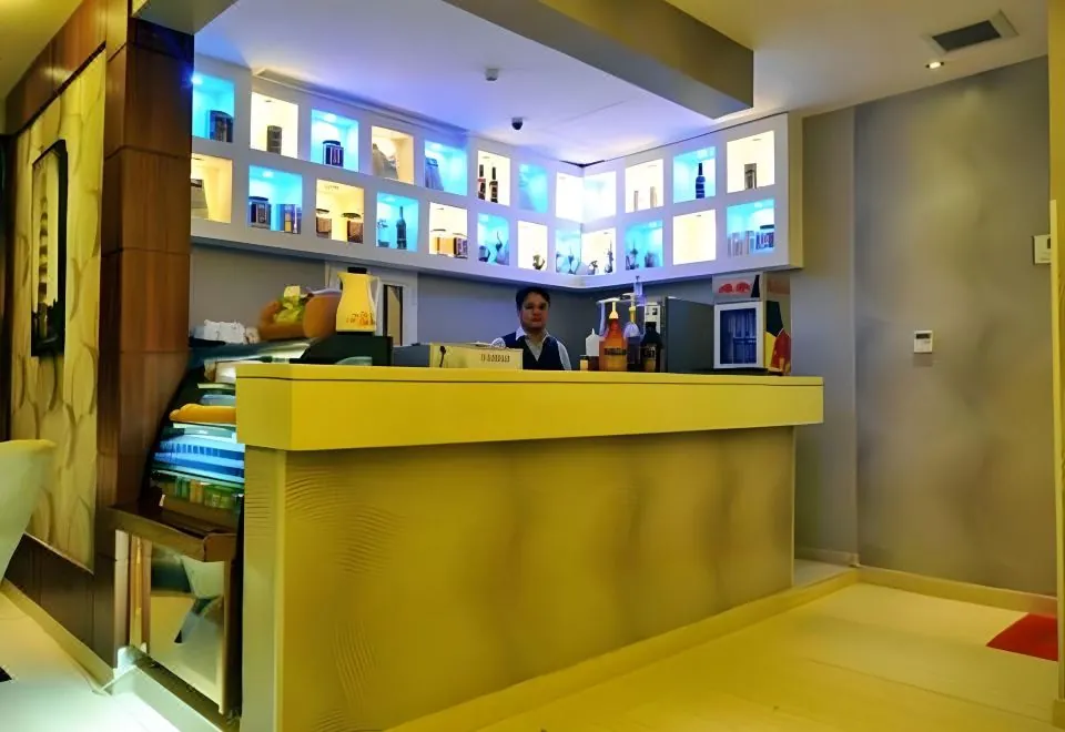 Al Janadriyah Suites 7