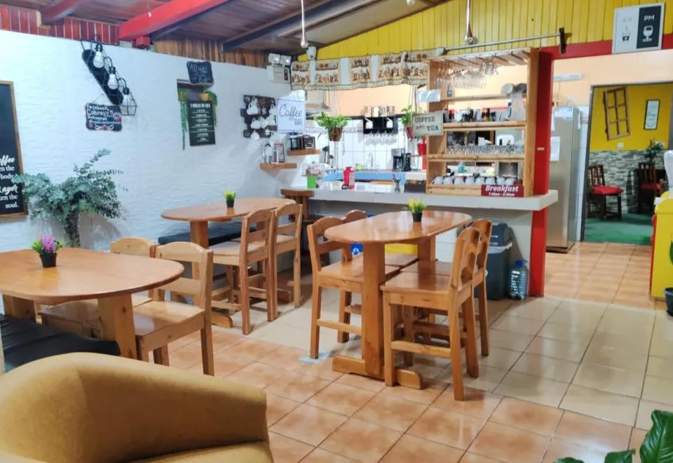 Cabinas El Pueblo B&B Monteverde