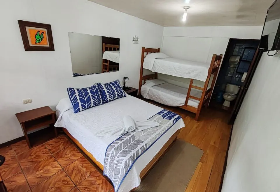 Cabinas El Pueblo B&B Monteverde