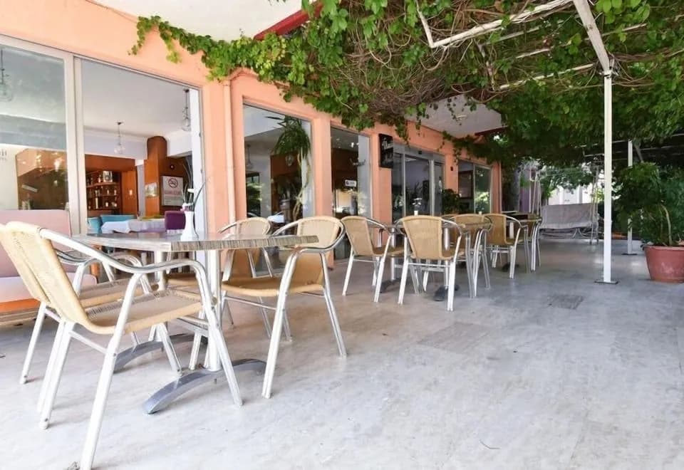 Umit Hotel