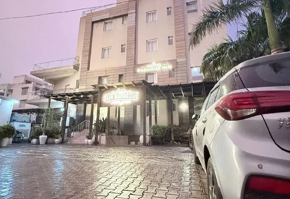 Hotel Parador Agra