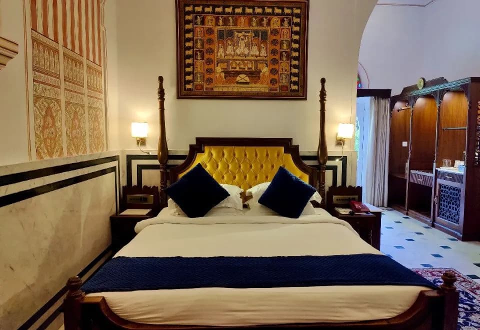 Hotel Narain Niwas Palace