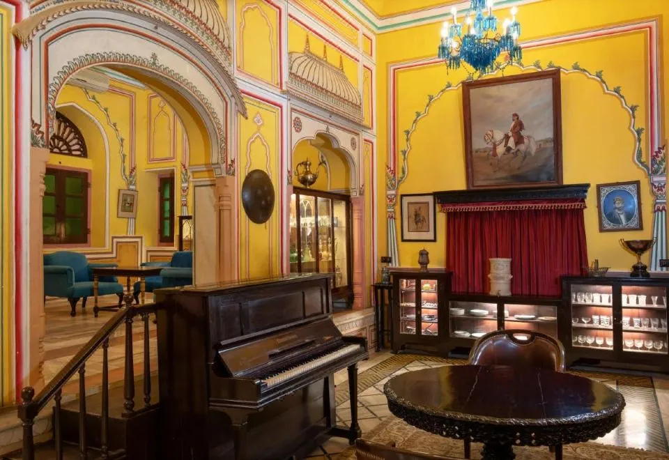 Hotel Narain Niwas Palace