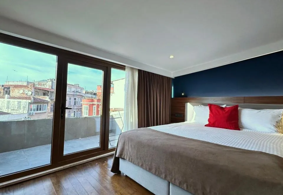 Snog Rooms & Suites