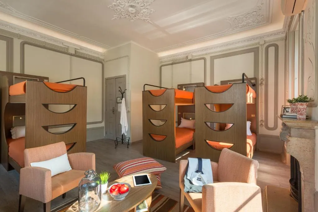 Serenata Hostel