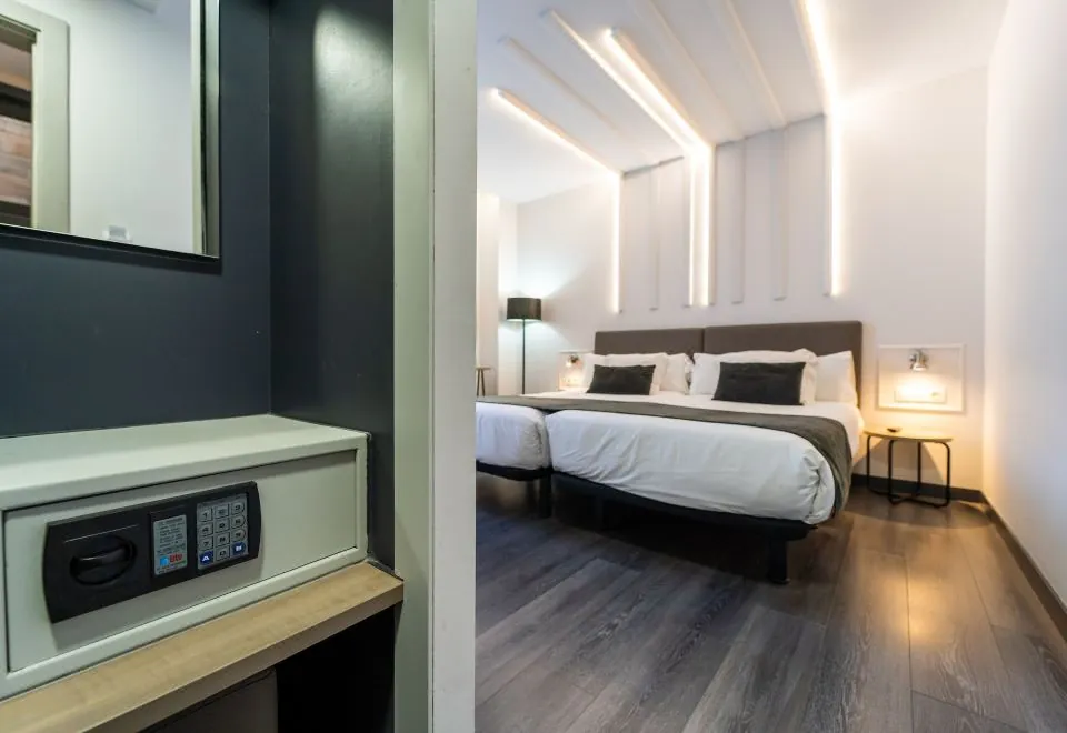 Hotel Lux Santiago