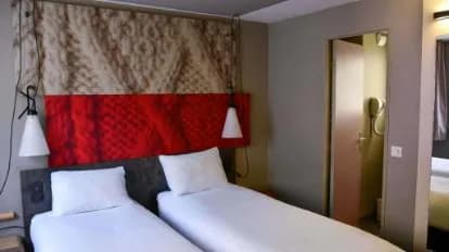 Ibis Paris Canal Saint Martin