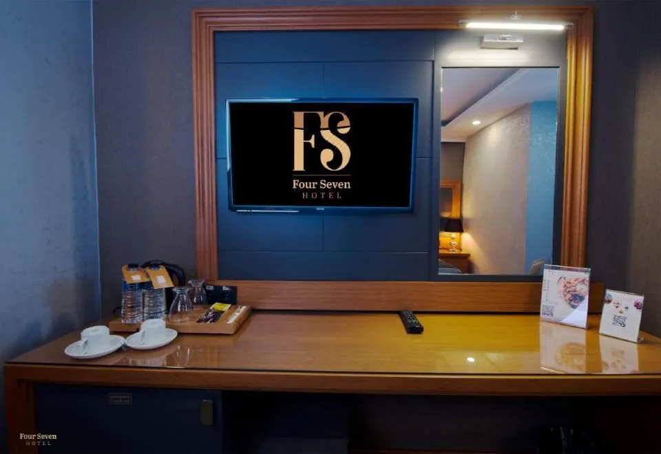 Four Seven Hotel