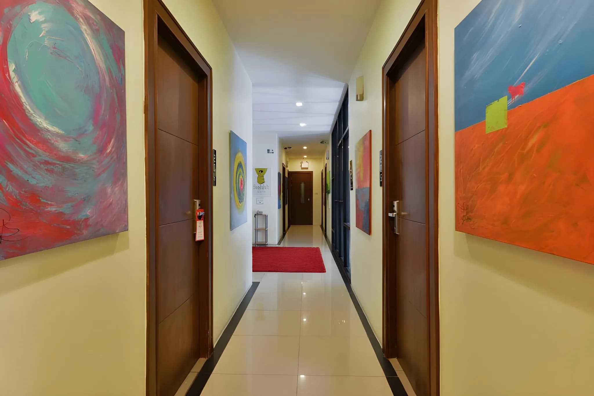 iCheck Inn Silom