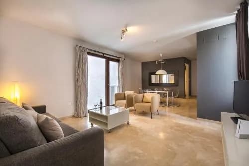 Elvira Suites
