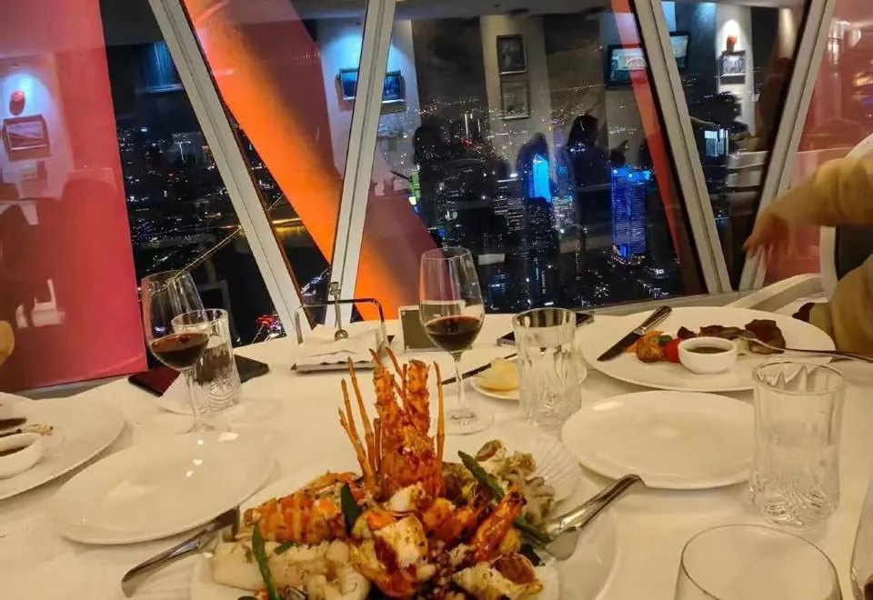 Convenience Hotel Apartment (Guangzhou Tower Pazhou Convention and Exhibition Center)